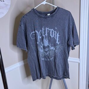 H&M Gray Graphic T-Shirt